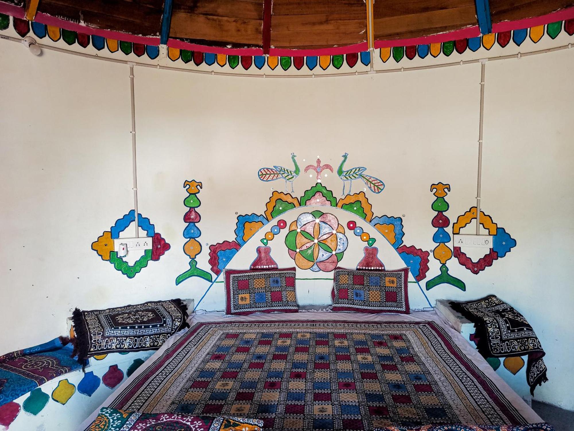 White Land Villagestay Dhordo Esterno foto